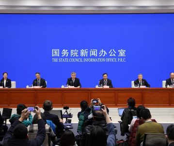 中国银保监会办公厅关于做好农民工工资支付保函相关工作的通知